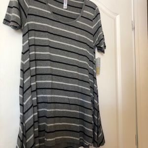 LuLaRoe perfect tee